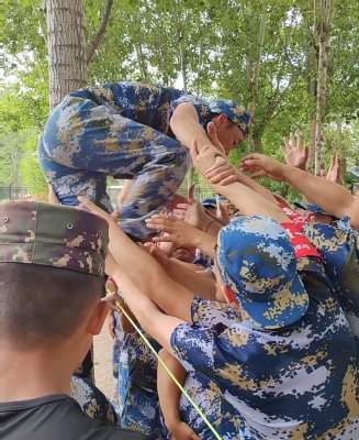 軍事拓展：翻越未來(lái)